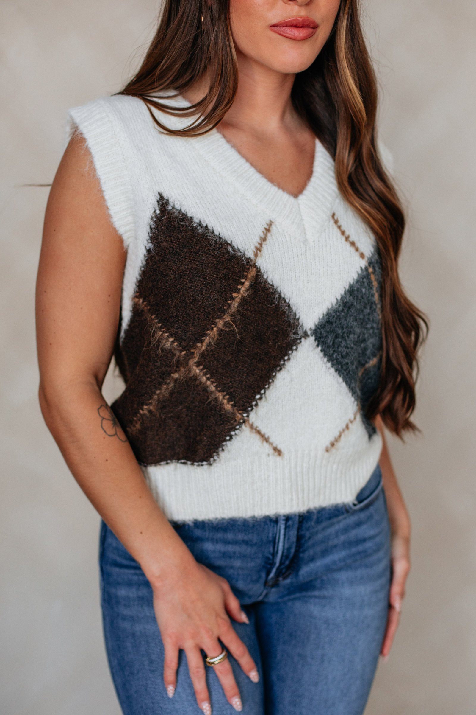 Kaelan Sweater Vest - Image 3