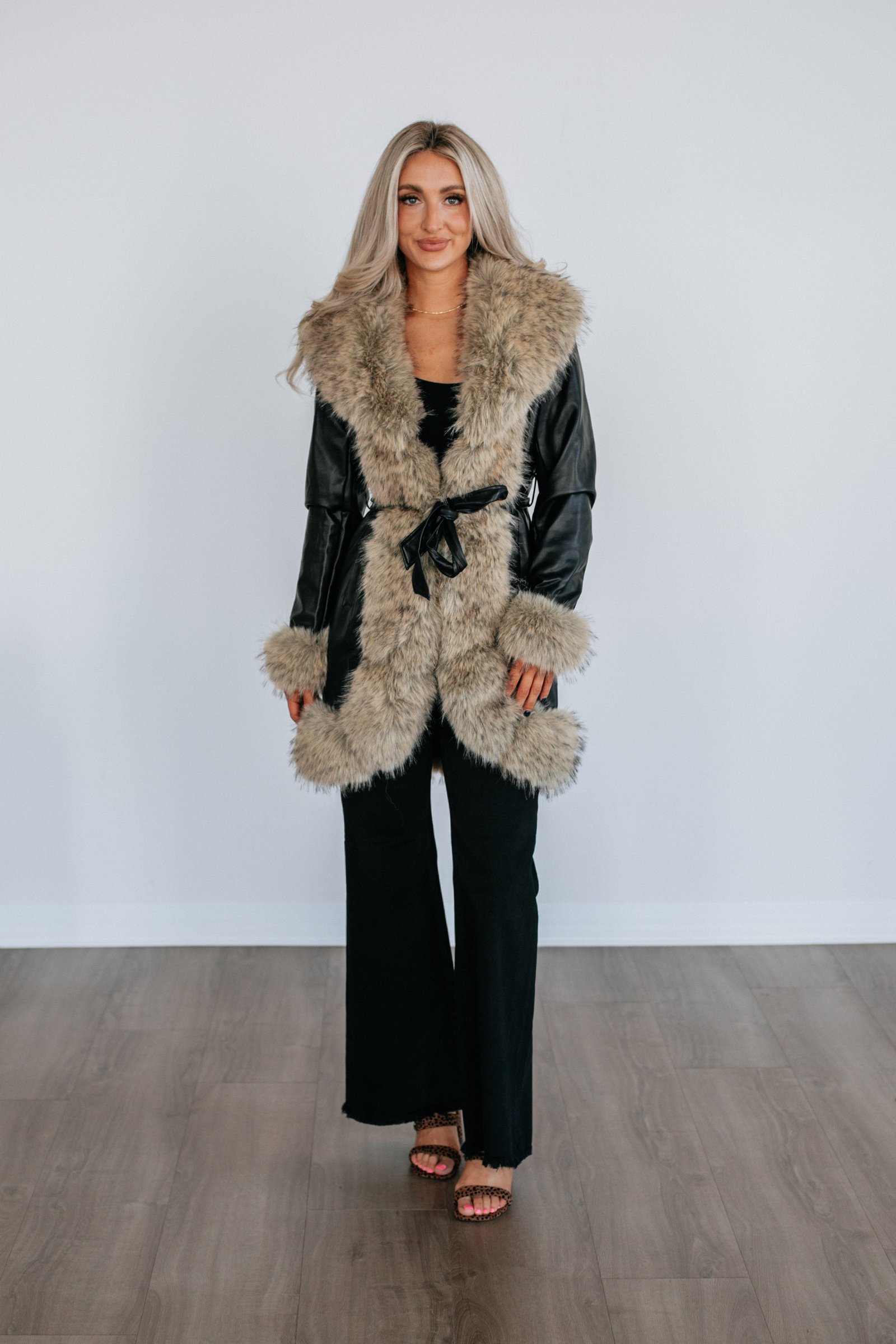 It Girl Aura Coat - Image 3